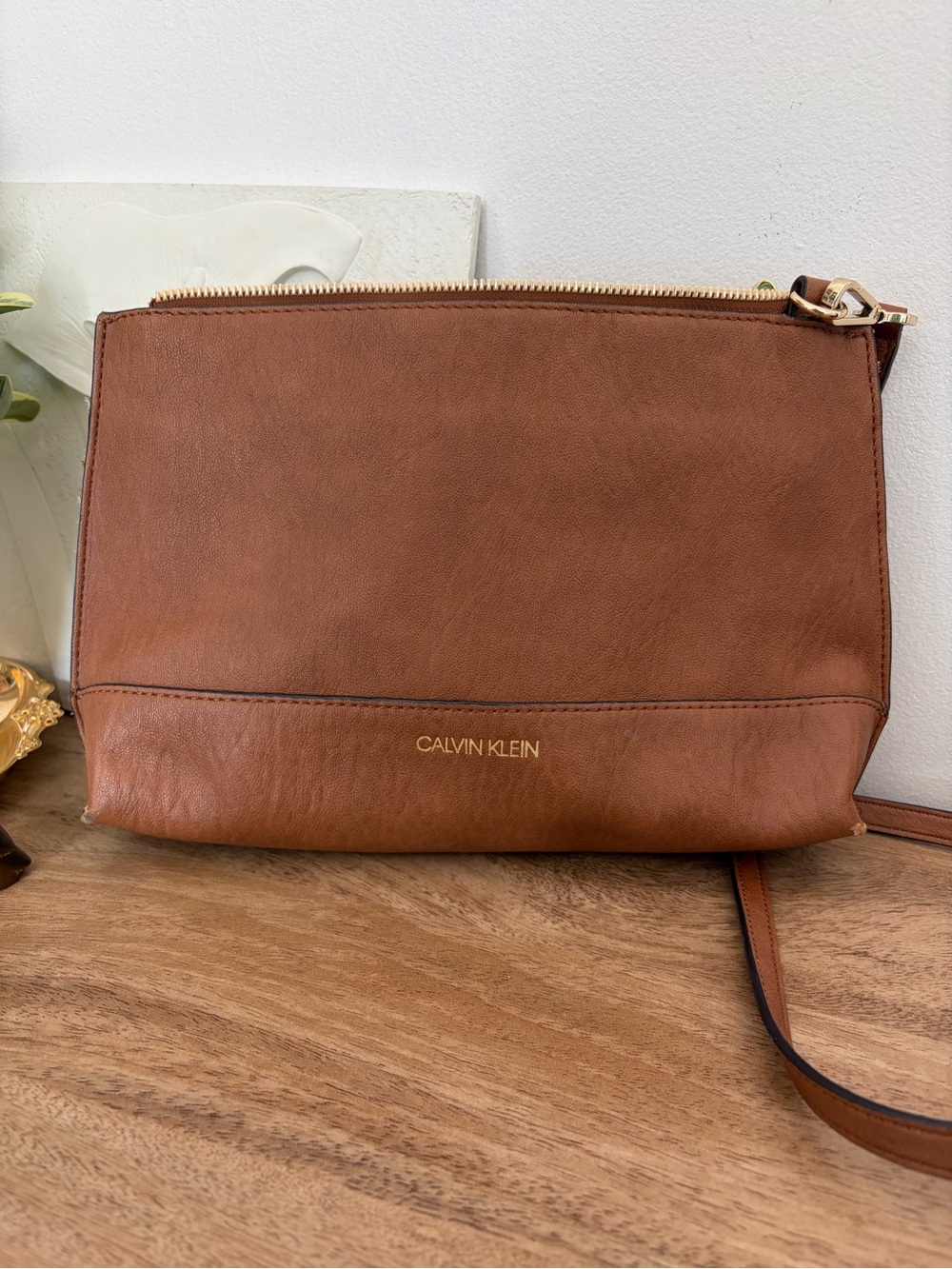 Calvin Klein Cognac Brown Crossbody Bag Gold Hardware Zip Top